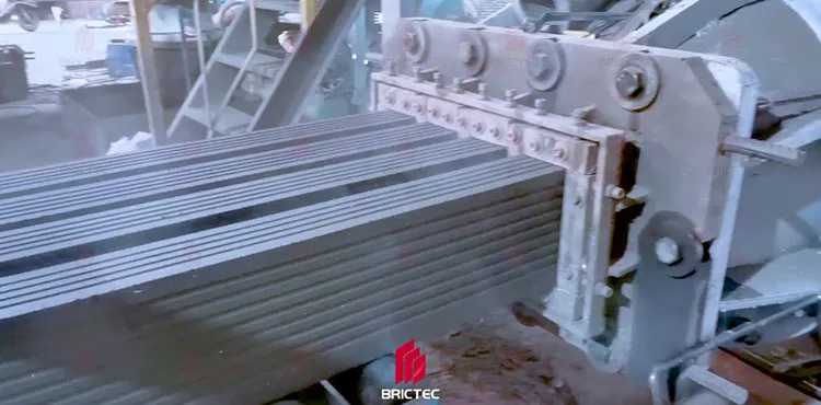 Μηχανήματα Παραγωγής Τούβλων Μεσαίας Κλίμακας Διπλού Σταδίου Αντλίας κενού για Πλινθόκτιστα και Κεραμίδια 4